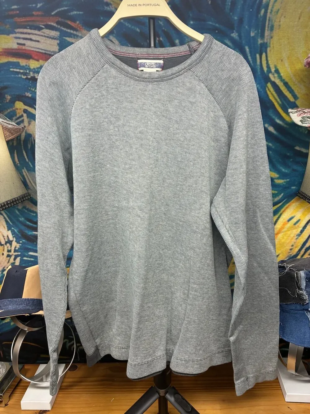 GAP Gray Waffle Knit Thermal Crewneck Shirt Men's Large Long Sleeve